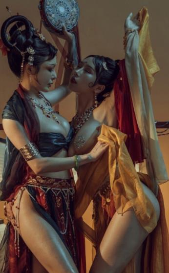 斗鱼网红模特《秋和柯基》写真集在线看图