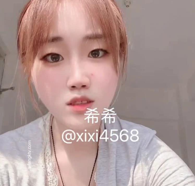 超嫩大学生FL姬《希希xixi》足技自我安慰佳作