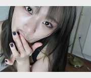 Twitter网红留学生《安雪儿》