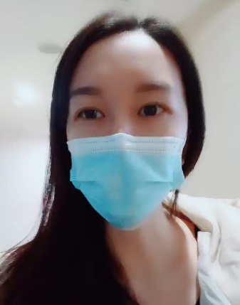 原创-风烧熟女户外背着大爷漏出白