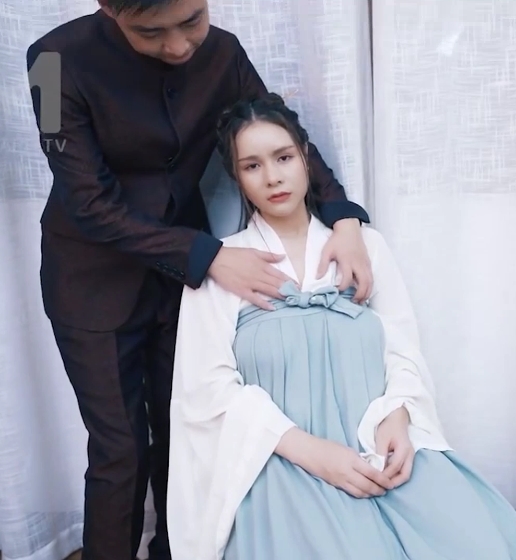 91制片厂-汉服巨兔表妹任我玩弄