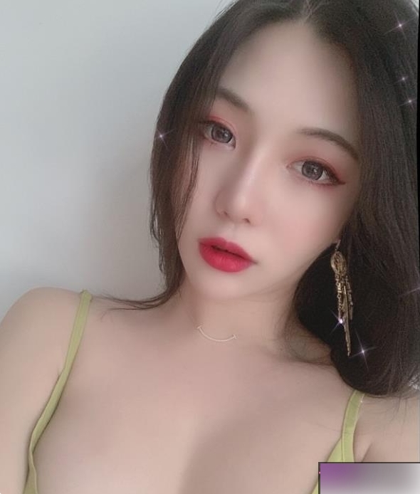 最美推特博主《元气美美》各种承接作品一部