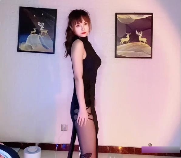 快手主播(悠宝儿)泳装定制,散发骨感美人的魅力【57V,1.7G+】