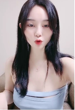 高颜值美女喵小萌带你品味温柔的在线酸奶