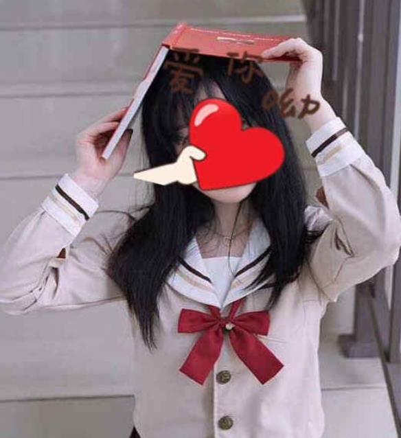 “清新柠檬酱，带你畅游清澈的下水世界！”