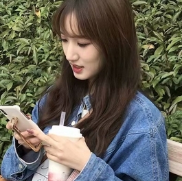 校花自拍视频十套视图图包