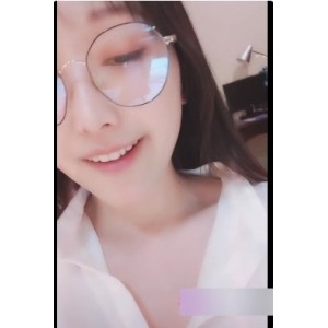 天使女主播白丫头的两部作品