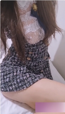 网红初瑞雪的颜值反差比引起粉丝的兴奋和喜爱