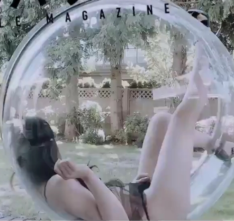 大罩杯柒老湿的推特展示照片集合，共27张，清晰度为12V，总大小为126MB，可通过度盘下载