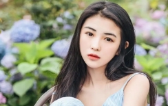 商品小小狗深处玩弄蜜桃臀