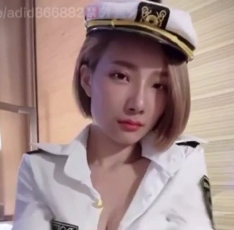 精选美女自拍展示福利，23四人游，32V，434M