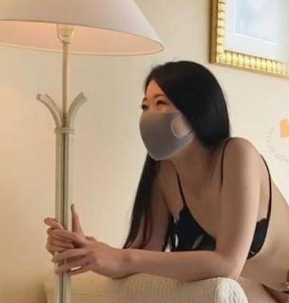 180大长腿女神的超薄线袜控苹果高跟黑丝吊带