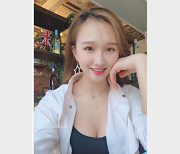 长沙舞蹈老师宋思嘉三人游团建自拍露脸图集网友分享绝对震撼！