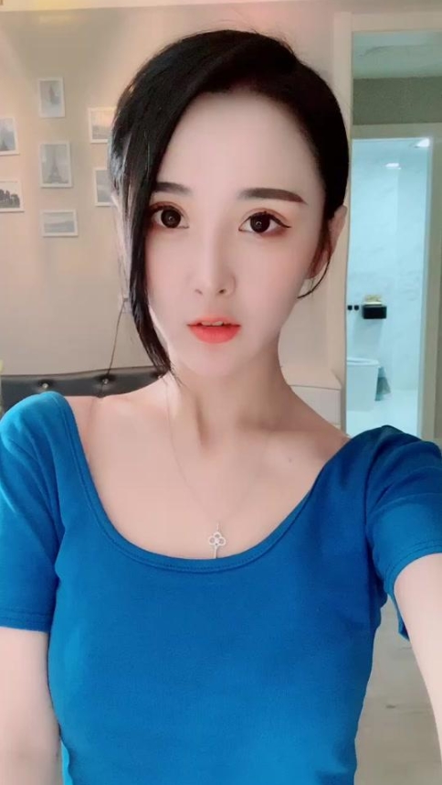 抖音美女KIKI作品