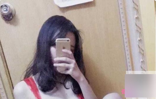 露脸美女浮力姬(软软的露西)香艳合集