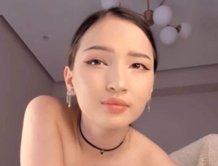 神秘主角Rain：双脚玩千年，乳钉魅力[1v+3.08g][百度盘]