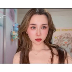 情下载观看，享受这段高价良家-云盘展示beauty优质女友互动视频的精彩内容吧！