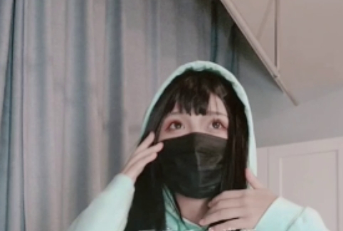 福利姬《白袜袜》V+3G视频，百度盘打包解压密码本站