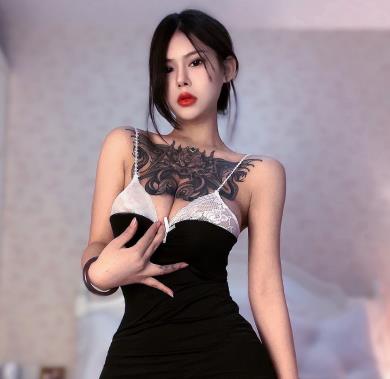 微密女神合集5.8G：高颜值特点身材一应俱全