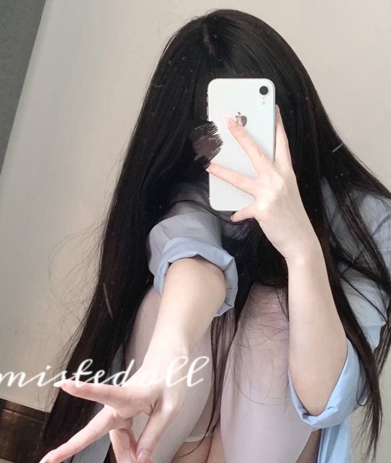 你尽情沉浸在她的魅力之中。