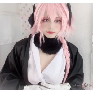 日本伪娘coser-momo作品集：22个视频，10G资源，骑兵模样，女装大佬