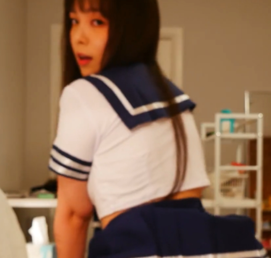 高颜值新人Yuna放飞自我小合集6v+586m,活塞机表演,百度盘下载