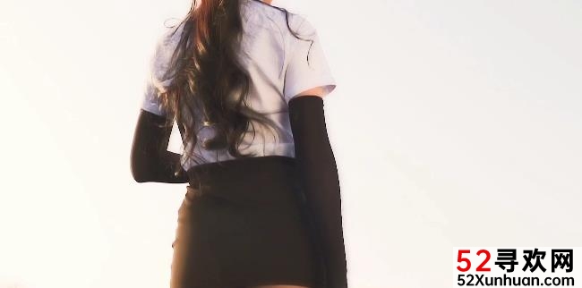 妖精社焦艺禁锢屋檐丰满御姐视频