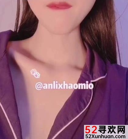 网红穿搭：暗里着迷的完美小翘臀蛮腰大长腿新鲜感