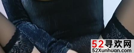 御姐网红闫研自拍成熟性感视频1G大尺寸高清,身材火辣,皮肤细腻,大长腿简单性感。