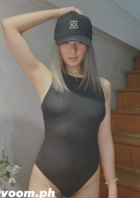 模特儿许美仁四眼金主私拍玩玩0.66G百度盘