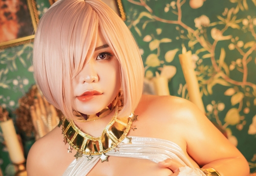 Queenie福利姬578P1.74G申精百度云资源，购买须知！