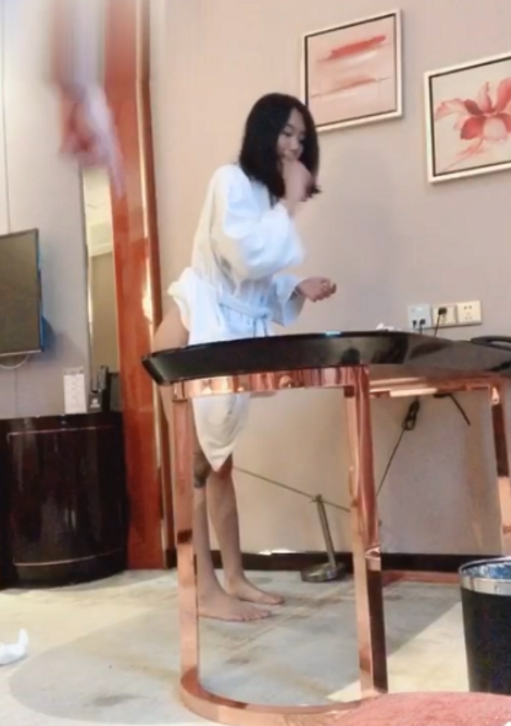 最强合集：joker推特大神自行打包，白嫩女神17V+12G视频震撼上线