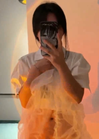 抖音风合集:视频加字幕,磁力链接下载,精彩内容不容错过