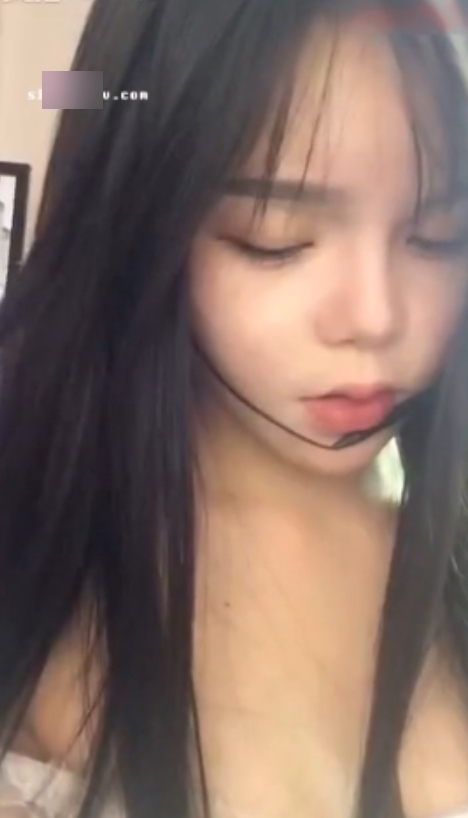 女神沉沦改名私拍福利露脸379M8V25分08秒