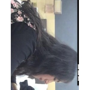 夫妻档自拍资源大公开！完整版视频火爆上贤娆女主甜美火辣，老公帅气阳光，车衣、棒棒糖、下水道探险，后花园浪漫时光，前后夹击情感交织，声音动人！