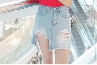 网红欣欣喷血作品合集：超人气视频大放送！