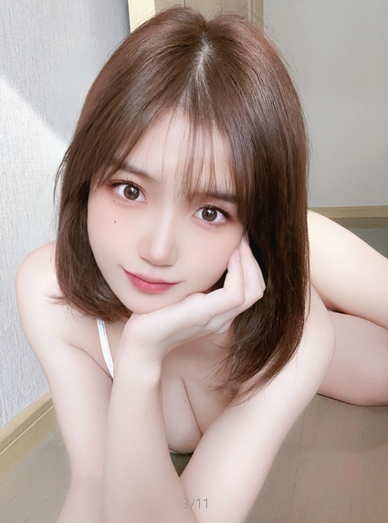 小仓千代w最新作品合集：2022年11月6套，78P，296MB，百度云资源