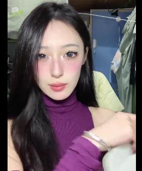 灌汤饱饱定制资源自拍视频大礼包，反差之美全悬赏