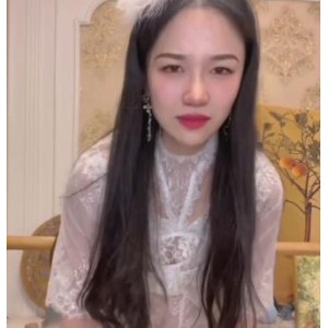 小网红韩安冉牛仔裤自拍视频大放送，养生功夫内涵丰富