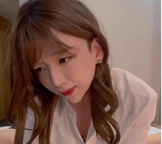 TSJIEUN:仙女棒大战!2V视频,总计333M,娇羞表情诱惑感十足!资源