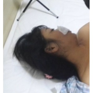 迷玩三人组露脸良家妻子超长时间互动视频全网首发，金钱情商攻破宾馆糖果无屏障