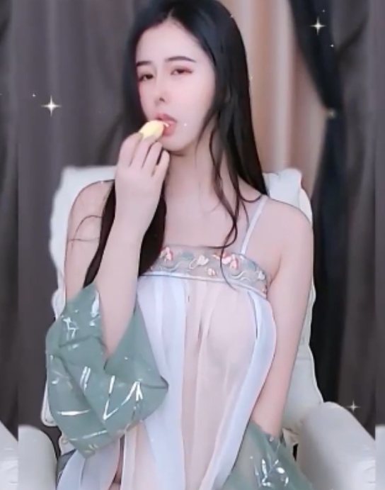 土豪高价定制，七月CC主播自娱自乐，果舞自娱自乐塞肛直播视频下载