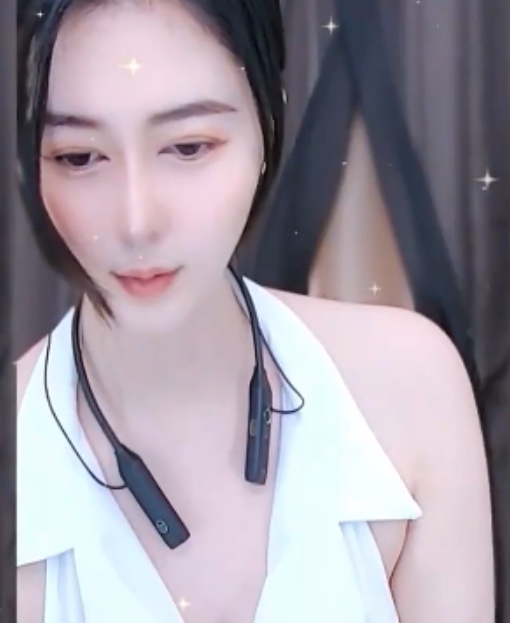 土豪高价定制，七月CC主播自娱自乐，果舞自娱自乐塞肛直播视频下载