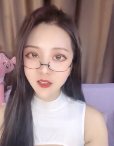 绝美神乳女神小鱼儿乳玩年!1V3G高清视频,百度盘下载,无打码!