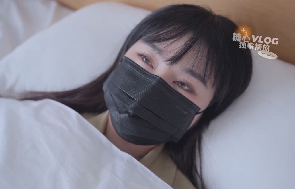 网红娜娜nana_taipei高清合集：白嫩女神展示服装丝袜美腿，20部onlyfans视频，足艺剧情系列