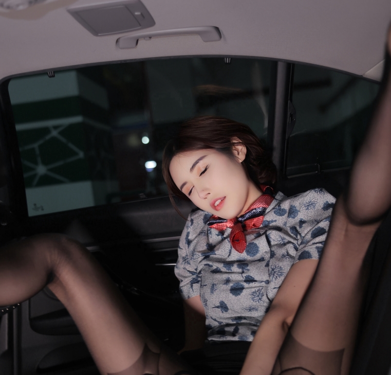 晚苏susu嫩模定制作品22套，视频大小18.9g，百度ED2K收cang+du家珍品