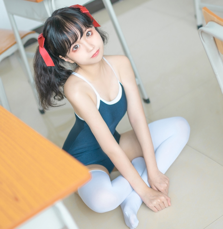 蠢沫沫收藏307套155.6g动漫COS作品，鉴赏能力备受称赞，与刘嘉玲甜蜜交流，视频精心制作，让人流连忘返！