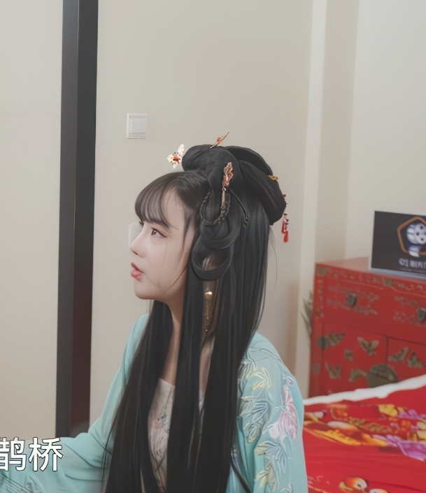 潘甜甜：4K增强正片采访花絮，百度ED2K热门收藏