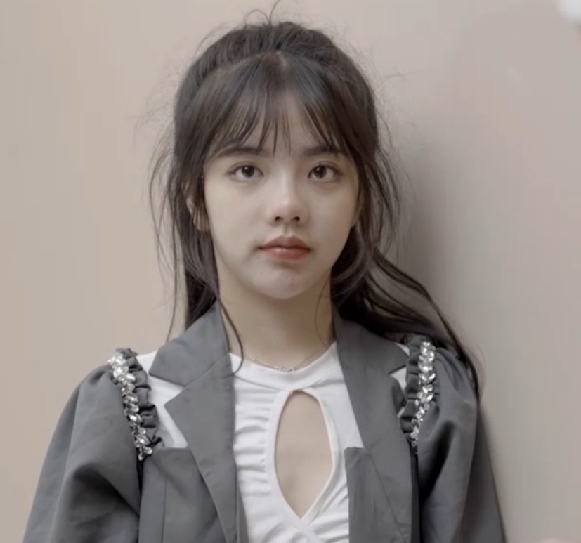 潘甜甜：4K增强正片采访花絮，百度ED2K热门收藏