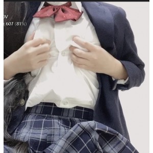 推特知名博主momo小姐姐大腿魅力合集，精彩视频20个，带你领略她的真实与可爱